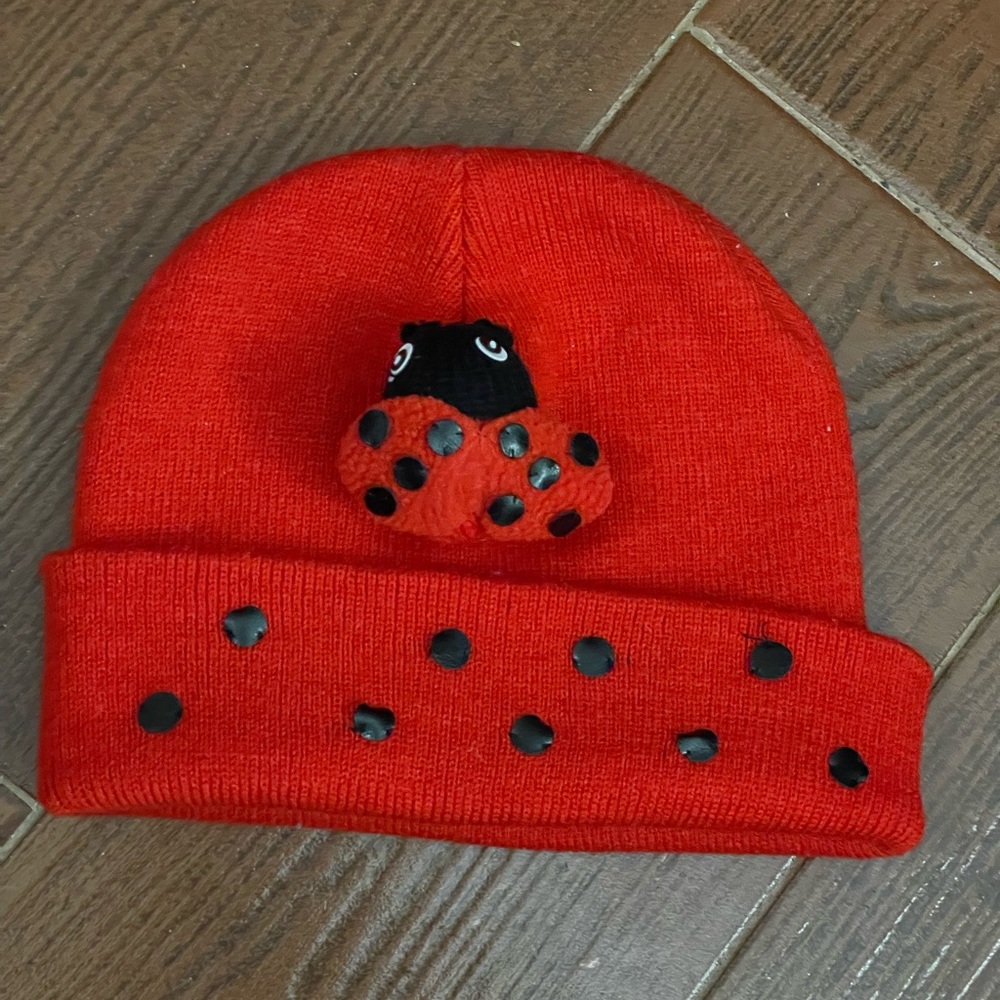 Youth Kidorable Ladybug Embellished Beanie and scarf set red with black dots - Picture 8 of 12